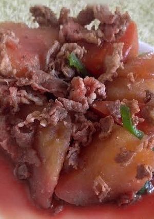 牛肉とジャガイモの赤煮込み-レシピのメイン写真