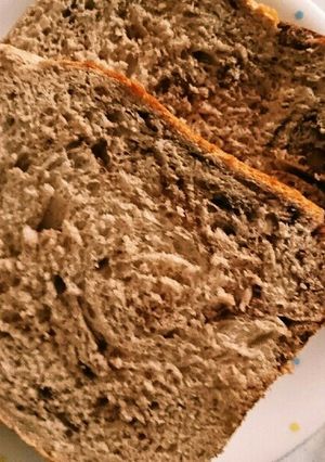 黒豆リメイク☆HB早焼きで黒豆食パン-レシピのメイン写真