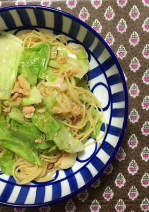 キャベツと鮭フレークのペペロンチーノ☆-レシピのメイン写真