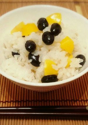 黒豆と栗の甘露煮と白だしのリメイクご飯♡-レシピのメイン写真