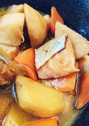簡単！鮭じゃが☆肉じゃがとはまた違う！-レシピのメイン写真