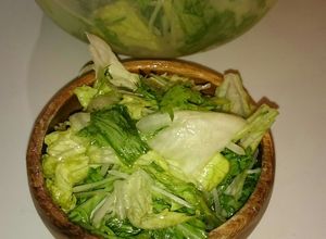 レタスと水菜のさっぱり＆こく旨簡単サラダ-レシピのメイン写真