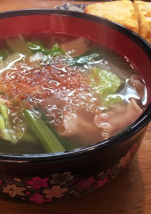 鶏もも肉の出汁がうまい!栄養満点お雑煮♪-レシピのメイン写真