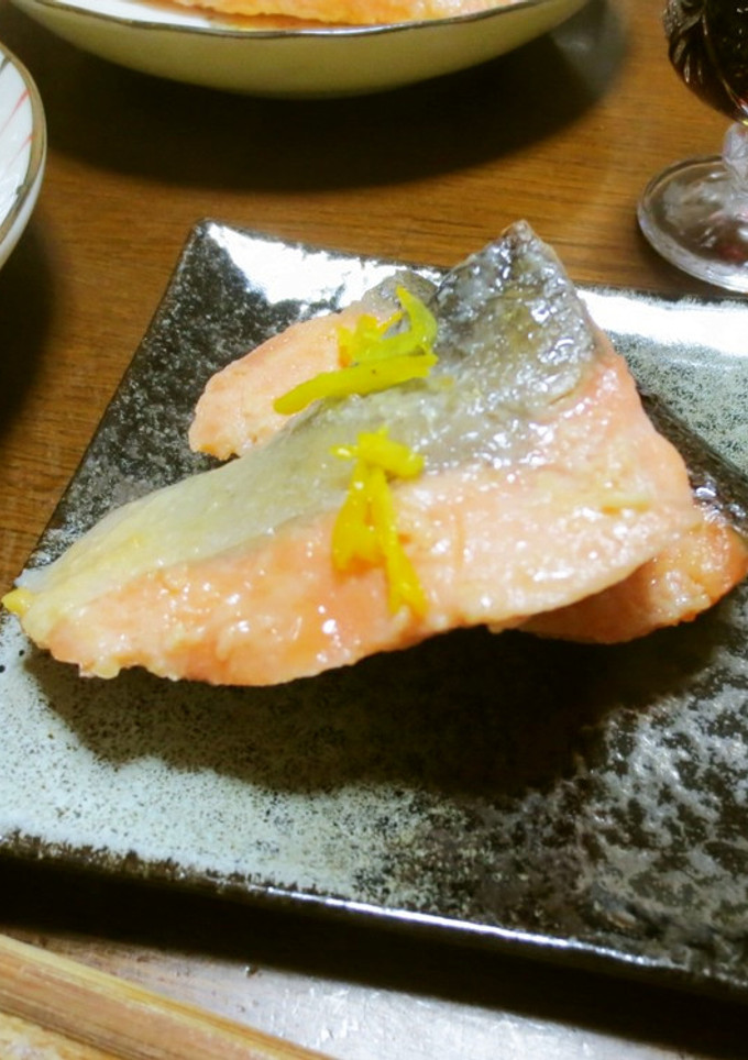 漬けて焼くだけ♪鮭のみそみりん漬け焼き-レシピのメイン写真