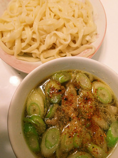 鶏皮つけうどん(手抜き手打ちうどん付き)-レシピのメイン写真