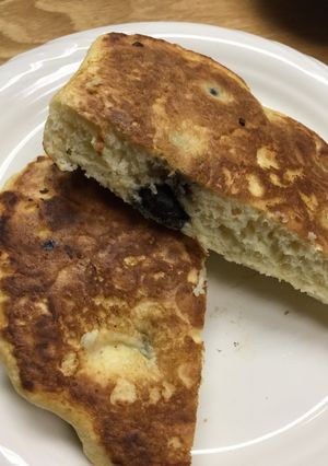 おせちリメイク・ホットケーキ(黒豆&栗)-レシピのメイン写真