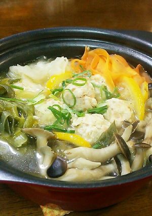 簡単♡鶏つくね＆野菜の柚子風味鍋♪-レシピのメイン写真