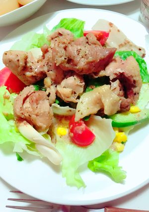 ダイエット中のあなたにハーブチキンサラダ-レシピのメイン写真