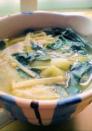 具沢山♪えのきと小松菜のお味噌汁-レシピのメイン写真