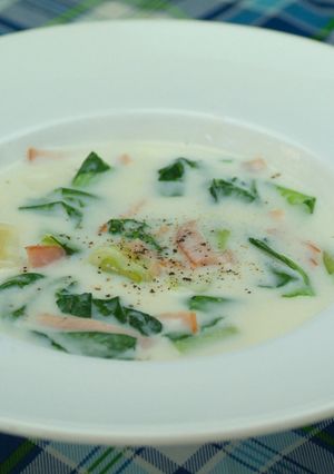 青菜とロースハムのクリーム煮-レシピのメイン写真
