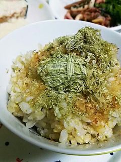 とろろ昆布と鰹節ごはん-レシピのメイン写真