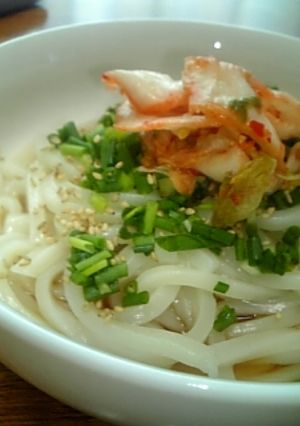 キムチのっけうどん-レシピのメイン写真