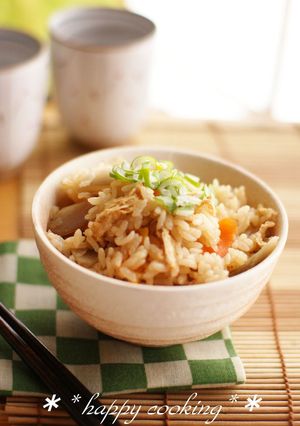 味付けはこれだけ☆炊き込みご飯　-レシピのメイン写真