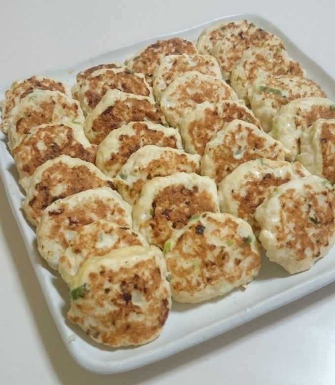 鶏つくね(長芋と軟骨入り)》 by かよちゃんHOME 【クックパッド】 簡単