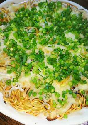 とろ～り餅とチーズの大磯屋ピザ焼そば-レシピのメイン写真
