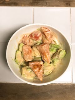アボカドとトマトのマヨわさびサラダ-レシピのメイン写真