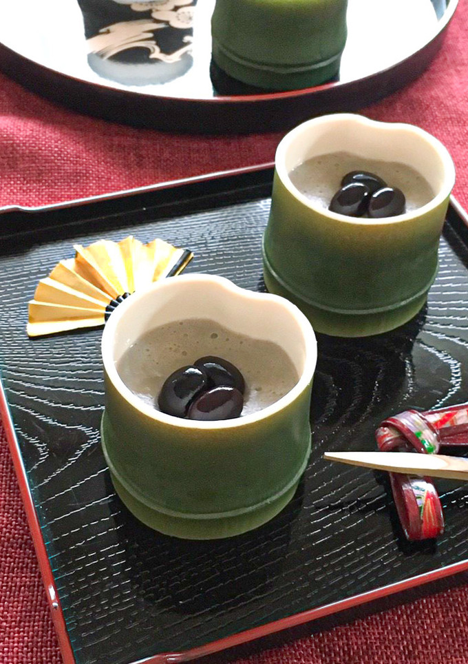 黒豆の煮汁で*ふわとろ豆乳ムース♪-レシピのメイン写真
