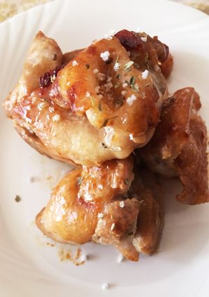 一工夫でジューシー!鶏肉のバター醤油焼き-レシピのメイン写真