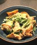 お酒にもご飯にも ♪ 油かすと水菜の煮物