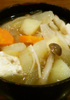 肉控えめ豚汁にしめじ＆えのき＆豆腐。-レシピのメイン写真