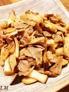 簡単!エリンギと豚肉のバター醤油炒め-レシピのメイン写真