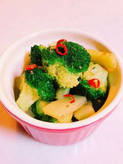 **簡単!!アンチョビブロッコリー**-レシピのメイン写真