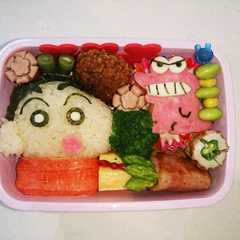 รูปของ キャラ弁 クレヨンしんちゃんとワニ山さん