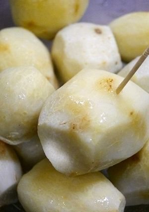 初めてでも簡単♪里芋の下処理(レンジ蒸)-レシピのメイン写真