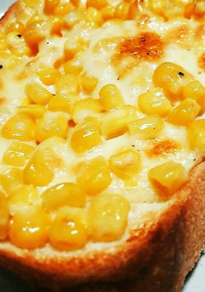 材料たったの3つだけ！簡単コーントースト-レシピのメイン写真