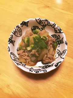 しょうがが効いてる!豚こまと大根の甘辛煮-レシピのメイン写真