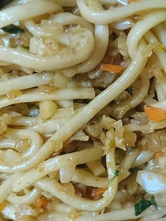 二歳児 vs 野菜たっぷり焼きうどん-レシピのメイン写真