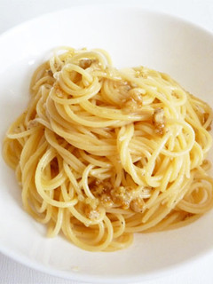 アンチョビとパルメザンガーリックのパスタ-レシピのメイン写真