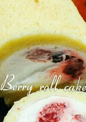 ベリーのロールケーキ-レシピのメイン写真