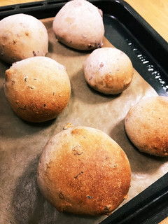 ✿黒豆煮汁でふんわり黒豆パン✿-レシピのメイン写真