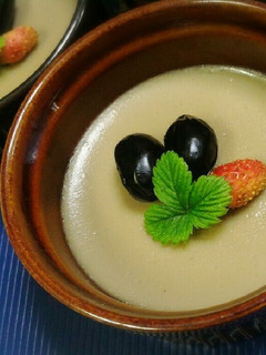 黒豆煮汁を使った簡単プリン☆黒豆リメイク-レシピのメイン写真