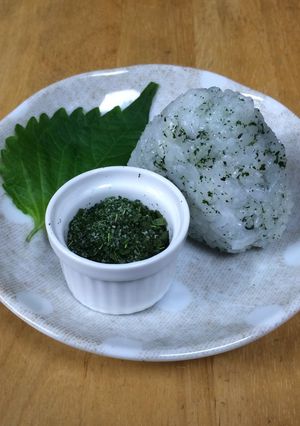 青しそと塩だけで♪大葉のふりかけ-レシピのメイン写真