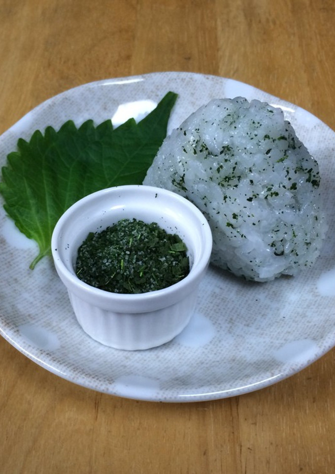 青しそと塩だけで♪大葉のふりかけ-レシピのメイン写真