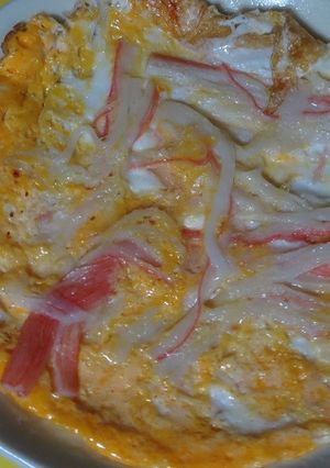カニカマを卵に乗せて焼いてみた-レシピのメイン写真