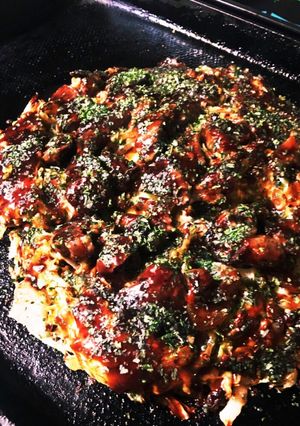 ホットプレートでお好み牛すじ焼き ♪-レシピのメイン写真