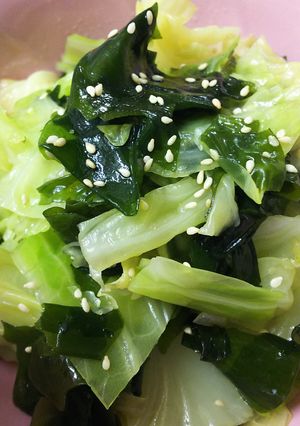 簡単!キャベツとワカメの和え物-レシピのメイン写真