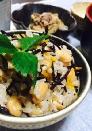 鉄分をしっかり摂ろう！ひじきごはん-レシピのメイン写真