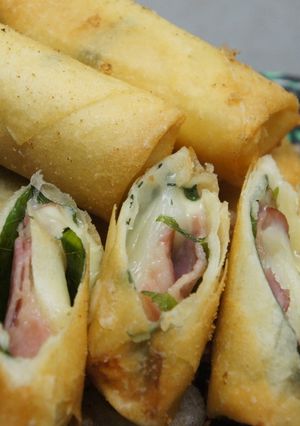 ベーコンしそチーズ春巻き☆お餅入り-レシピのメイン写真