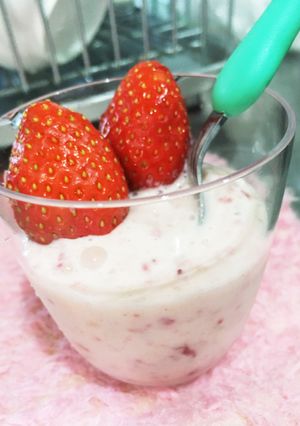 子供のおやつに！フローズン苺ヨーグルト-レシピのメイン写真