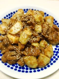 皮むき簡単♬里芋と豚肉のごま味噌炒め☆-レシピのメイン写真