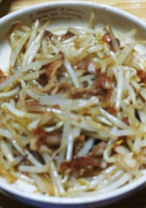 簡単小腹がすいた時に肉を沢山食べた気分-レシピのメイン写真