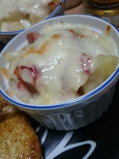 ジャガイモとウインナーのチーズ焼き-レシピのメイン写真