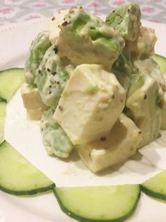 アボカドと豆腐のガーリックレモンマヨ和え-レシピのメイン写真