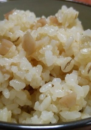 ダシダ&生姜☆刻み蓮根入り炊き込みご飯-レシピのメイン写真