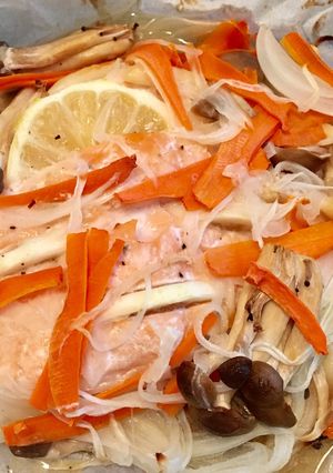 サーモンの紙包み焼き-レシピのメイン写真