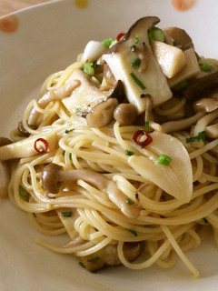 昆布酢で手軽に簡単♪きのこたっぷりパスタ-レシピのメイン写真